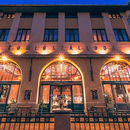 Komlo Hotel Gyula Zewnętrze zdjęcie