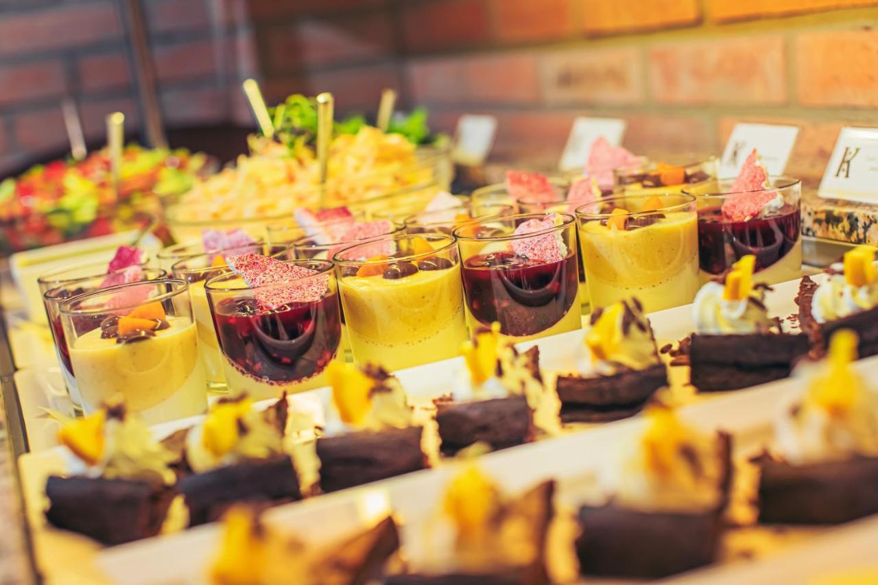 Komlo Hotel Gyula Zewnętrze zdjęcie