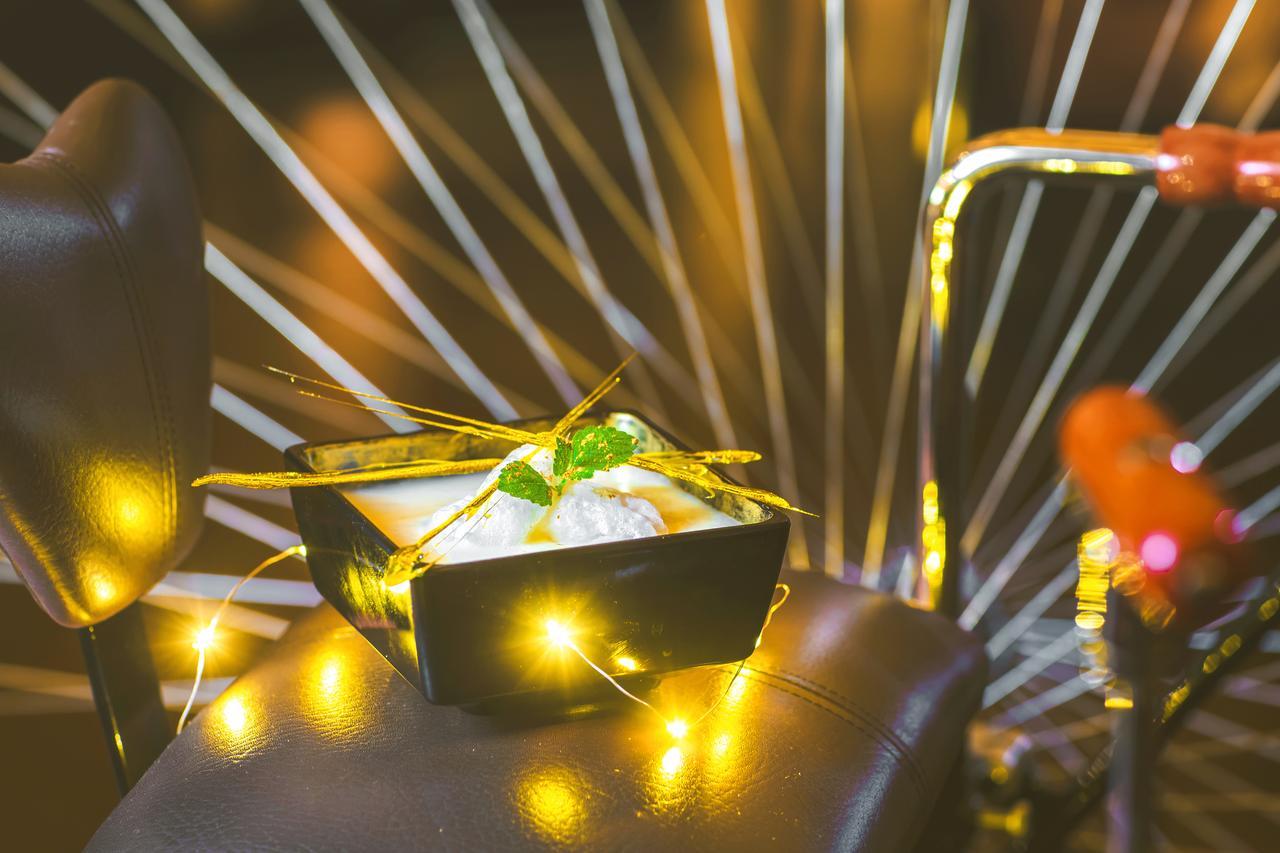 Komlo Hotel Gyula Zewnętrze zdjęcie